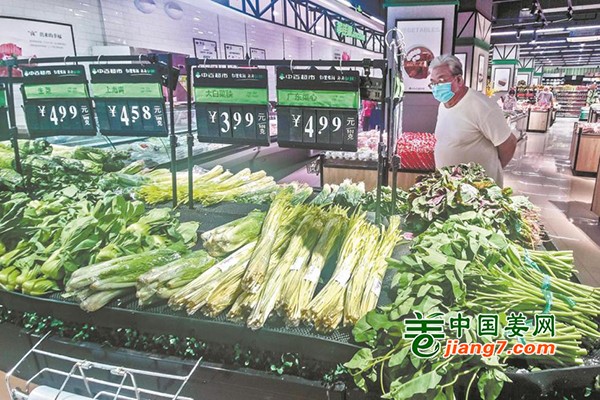 武汉江城：“青黄不接” 菜价上扬 ()