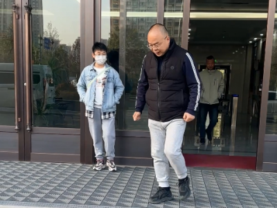 中姜网生姜高产生态标准化种植技术推广小组走进河南！ ()