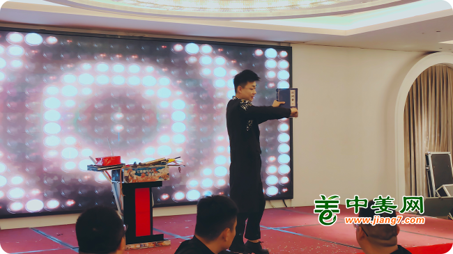 盛宴晚会-魔术02